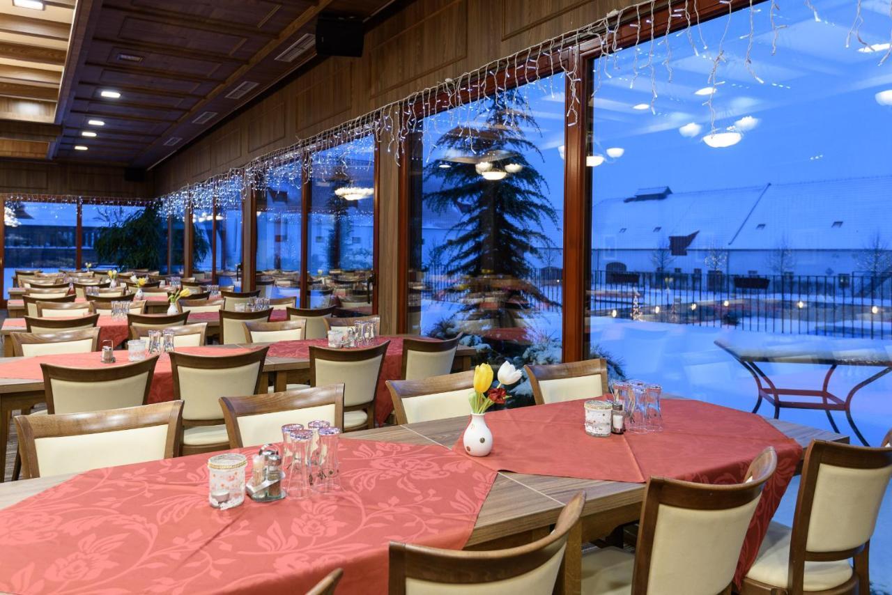 Hotel Zamek Valec Vladislav Eksteriør bilde