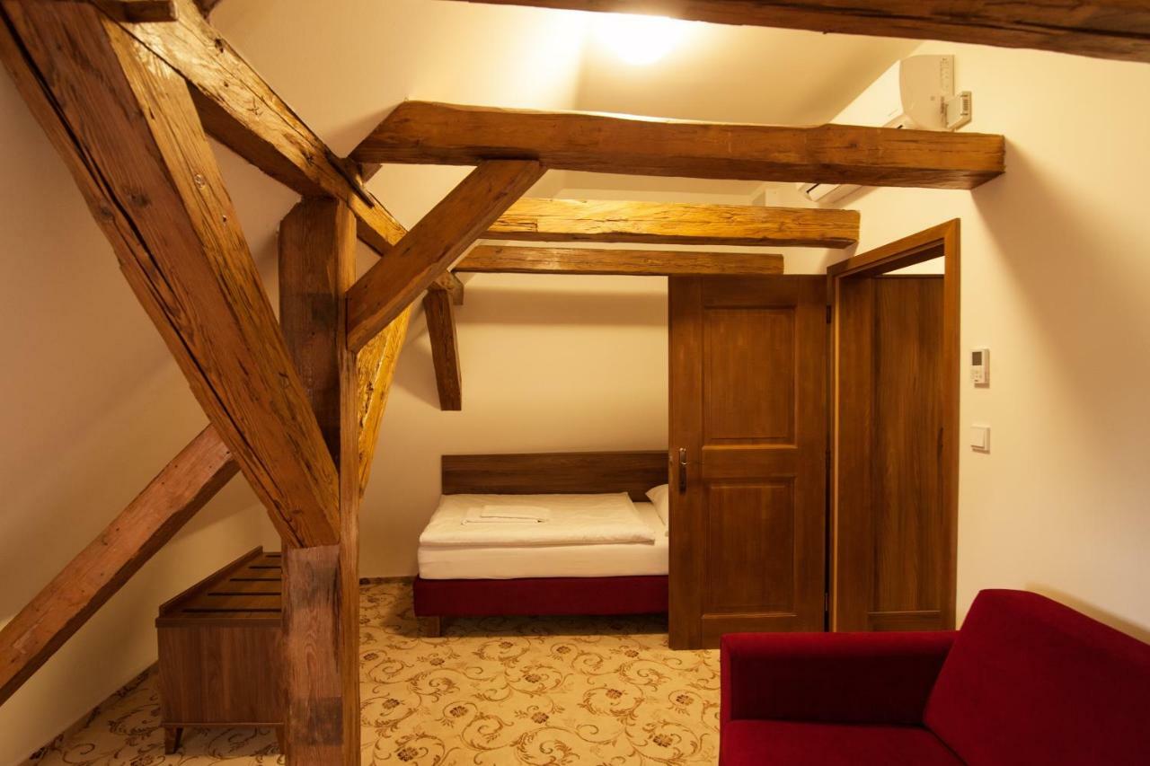 Hotel Zamek Valec Vladislav Rom bilde